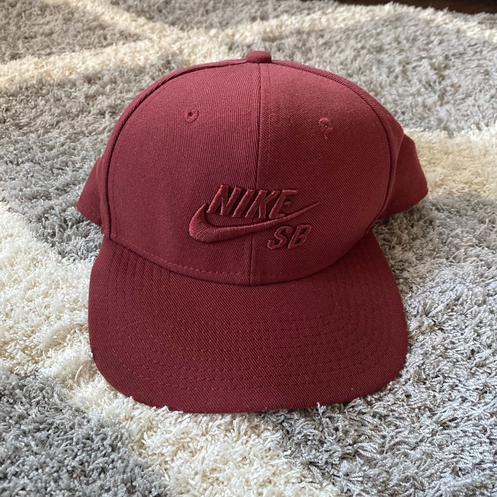 Nike SB Snapback Hat